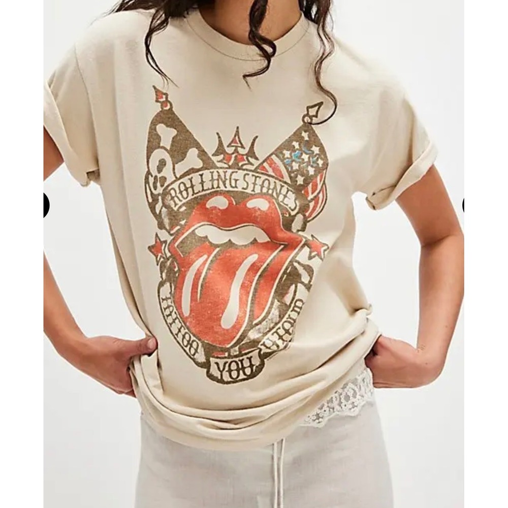 Junk Food Rolling Stones Graphic Tee Womens XS Cream New Tattoo You US Tour